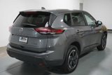 Used 2024 Nissan Rogue SV image 5