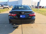 Used 2023 Toyota Camry SE image 4