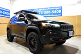 Used 2020 Jeep Cherokee Trailhawk image 2
