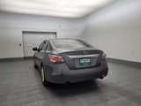 Used 2015 Nissan Altima 2.5 SL w/ Technology Package image 6