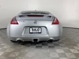 Used 2009 Nissan 370Z Touring image 4
