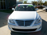 Used 2012 Hyundai Genesis 3.8 image 3
