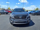 Used 2017 Kia Sorento LX w/ LX Convenience Package image 2
