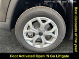 New 2025 Jeep Compass Latitude image 5