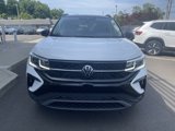 Certified 2024 Volkswagen Taos SE image 4