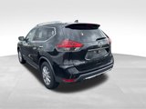 Used 2020 Nissan Rogue SV image 2