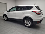 Used 2017 Ford Escape SE image 3