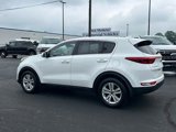 Used 2017 Kia Sportage LX image 6