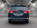 Used 2017 Chrysler Pacifica LX image 4