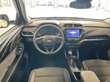 Used 2022 Chevrolet TrailBlazer LT w/ Convenience Package image 2
