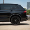 Certified 2022 Volkswagen Tiguan SE R-Line image 4