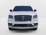Used 2019 Lincoln Navigator Reserve image 2