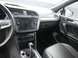 Used 2023 Volkswagen Tiguan SE R-Line image 5