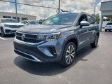 Used 2024 Volkswagen Taos SE image 4