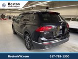 Used 2018 Volkswagen Tiguan SEL image 2