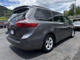 Used 2018 Toyota Sienna LE image 4
