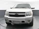 Used 2007 Chevrolet Suburban LT w/ LT Preferred Equipment Group image 3