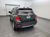 Used 2019 Chevrolet Trax LT w/ LT Convenience Package image 6