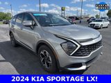Used 2024 Kia Sportage LX image 3