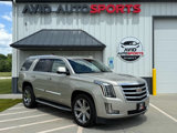Used 2015 Cadillac Escalade Luxury image 2