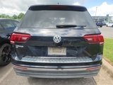 Used 2021 Volkswagen Tiguan SE w/ 3-Row Tiguan MDO Package image 3
