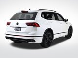 Used 2023 Volkswagen Tiguan SE R-Line image 5