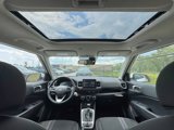 Used 2025 Hyundai Venue SEL image 3