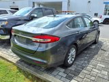 Used 2017 Ford Fusion SE image 4