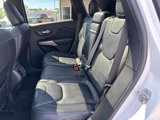 Used 2017 Jeep Cherokee Limited image 5