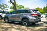 Used 2019 Toyota Highlander LE image 4