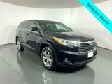 Used 2015 Toyota Highlander LE image 3