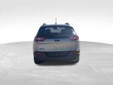 Used 2017 Jeep Cherokee Limited image 5