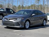 Used 2021 Toyota Camry LE image 2