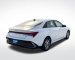 Used 2025 Hyundai Elantra SE image 6