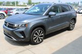 Certified 2022 Volkswagen Taos SE w/ IQ.Drive SE Package image 3