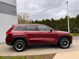 Used 2016 Jeep Grand Cherokee Laredo image 2