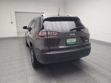 Used 2019 Jeep Cherokee Latitude Plus w/ Comfort/Convenience Group image 6