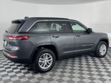 Used 2025 Jeep Grand Cherokee Laredo X image 3