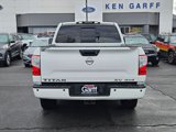 Used 2017 Nissan Titan SV image 5