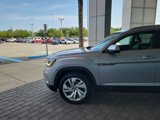 Used 2020 Volkswagen Atlas Cross Sport SEL image 2