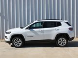 New 2025 Jeep Compass Latitude image 4