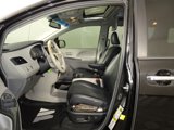 Used 2014 Toyota Sienna SE image 4