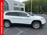 Used 2016 Jeep Cherokee Latitude image 2