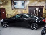 Used 2019 Honda Accord Sport image 2