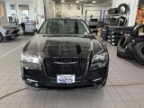 Used 2021 Chrysler 300 Touring L image 2
