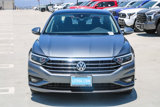 Used 2019 Volkswagen Jetta SEL Premium image 2