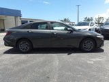 Used 2024 Hyundai Elantra SEL image 4