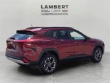 Used 2024 Chevrolet Trax LT w/ Sunroof Package image 5