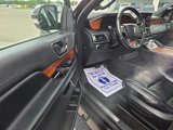 Used 2019 Lincoln Navigator Select image 6