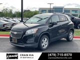 Used 2016 Chevrolet Trax LT w/ LT Sun and Sound Package image 2